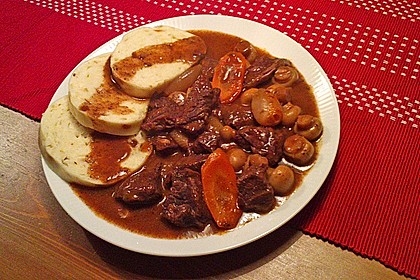 Rindfleisch in Rotwein mit Gemüse 5