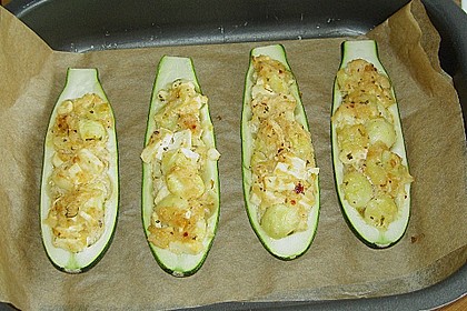 Überbackene Zucchini mit Schafskäse 36