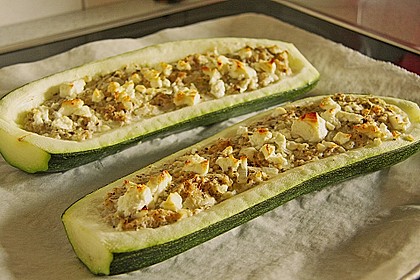 Überbackene Zucchini mit Schafskäse 13
