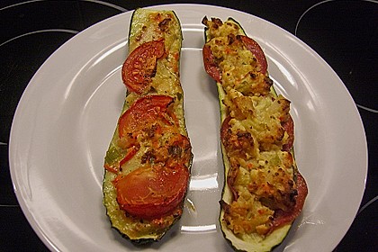 Überbackene Zucchini mit Schafskäse 14