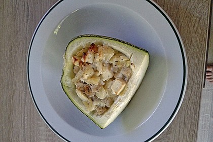 Überbackene Zucchini mit Schafskäse 40