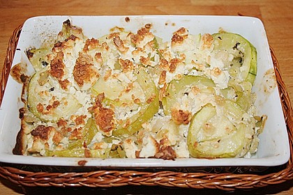 Überbackene Zucchini mit Schafskäse 44