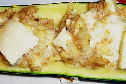 Überbackene Zucchini mit Schafskäse 52