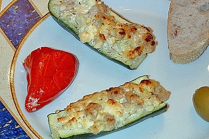 Überbackene Zucchini mit Schafskäse 24