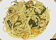 Spagetti mit Algen und Scampi