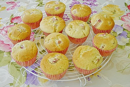 Rhabarber - Muffins 30