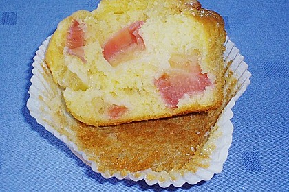 Rhabarber - Muffins 12