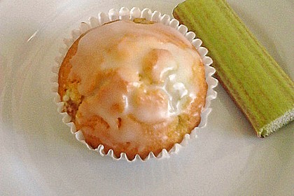Rhabarber - Muffins 24
