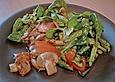 Warmer Tomaten - Pilz - Feldsalat an Balsamico