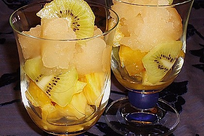 Caipirinha Sorbet mit Ananas 2