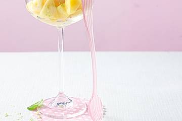 Caipirinha Sorbet mit Ananas