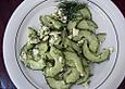Gurkensalat mit Dill und Feta