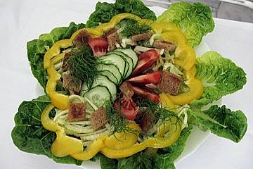 Brotsalat mit Fenchel