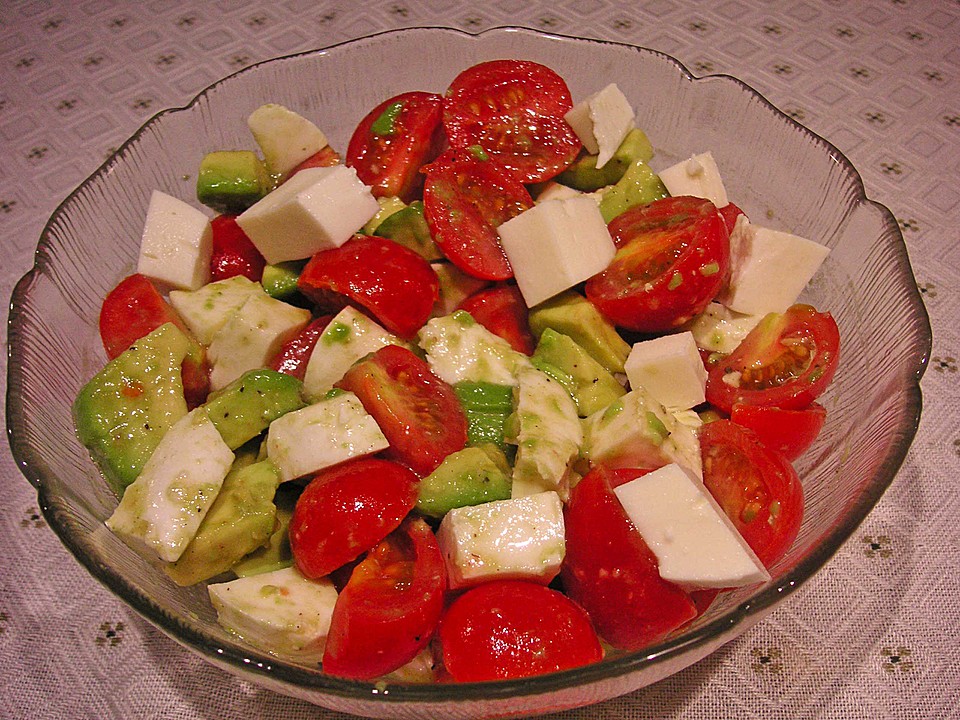 Avocado - Tomaten Salat (Rezept mit Bild) von klehmann | Chefkoch.de