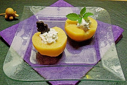 Quitten mit Pfefferminzcr&egrave;me