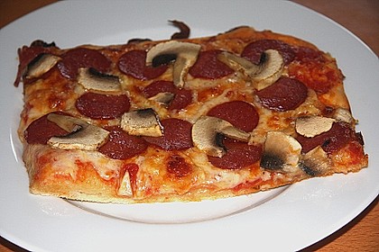 Italienischer Pizzateig 77