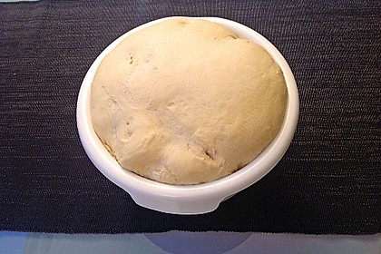 Italienischer Pizzateig 240