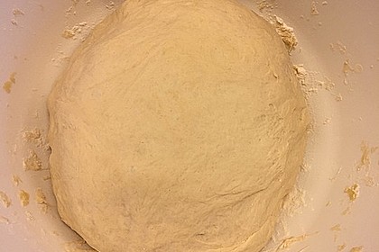 Italienischer Pizzateig 140