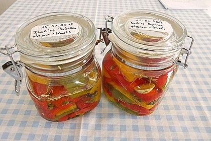 Eingelegte Paprika mit Kapern 10