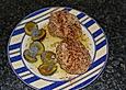 Zwetschgenkn&ouml;del mit Marzipan