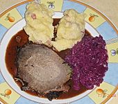 Schw&auml;bische Wurstkn&ouml;pfle mit Zwiebel geschm&auml;lzt (Bild)