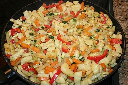Gem&uuml;sepfanne mit Sp&auml;tzle 1