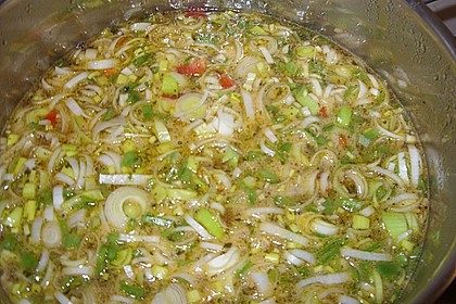 Asiatische Hühner - Nudelsuppe 16