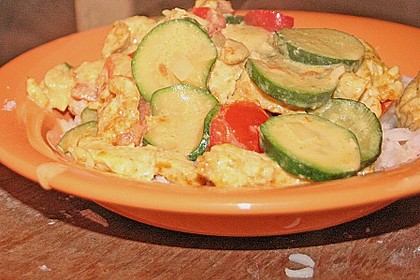 Urmelis Hähnchenbrust in Zucchini - Curry - Sahne - Sauce 67