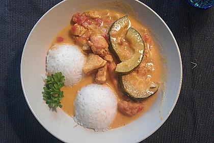 Urmelis Hähnchenbrust in Zucchini - Curry - Sahne - Sauce 54