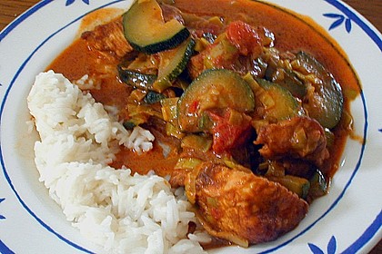 Urmelis Hähnchenbrust in Zucchini - Curry - Sahne - Sauce 35