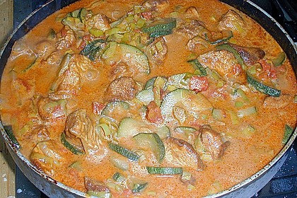 Urmelis Hähnchenbrust in Zucchini - Curry - Sahne - Sauce 42