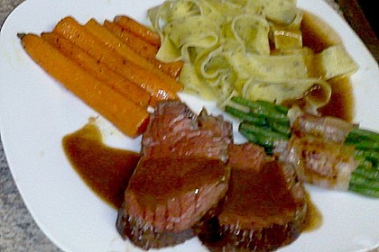 Rinderfilet mit  Balsamicosauce 14