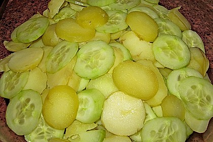 Kartoffelsalat mit Gurke und Schinken 2