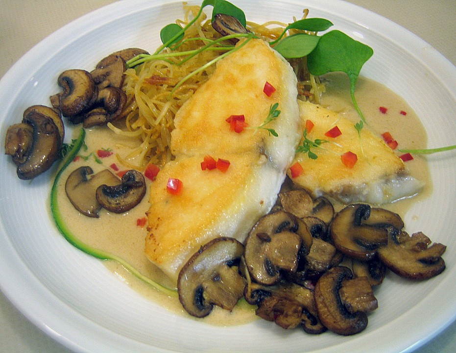 Butterfisch mit gebratenen Champignons in Weißweinsauce (Rezept mit ...