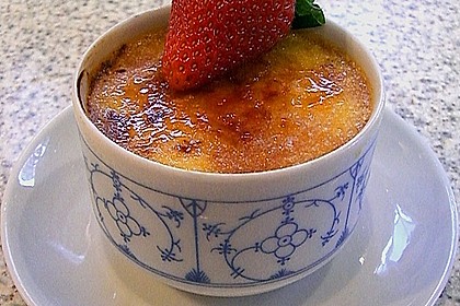 Cr&egrave;me br&ucirc;l&eacute;e