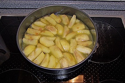 Apfeltarte mit Vanillesoße 10