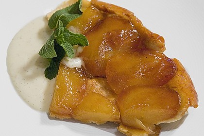 Apfeltarte mit Vanillesoße 3