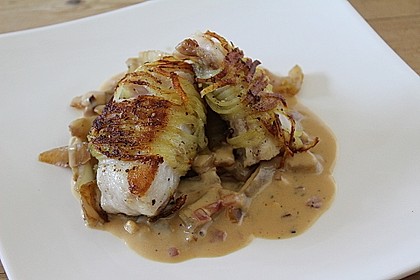 Zander im Kartoffelmantel auf Fenchelgemüse mit Senfsauce 4