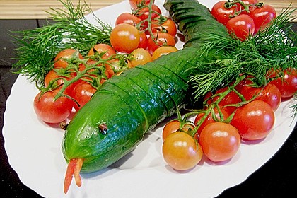 Gurkenschlange im Gemüsebeet 14