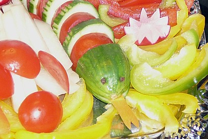 Gurkenschlange im Gemüsebeet 19