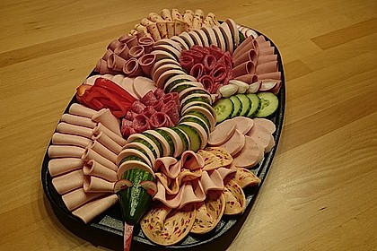 Gurkenschlange im Gemüsebeet 8