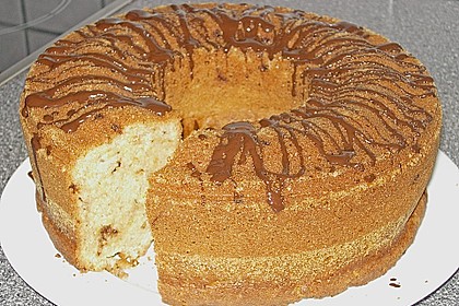 Süßer Zucchinikuchen vom Blech 4