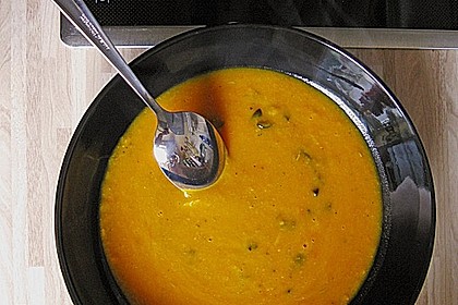 Mediterrane Kürbissuppe 15