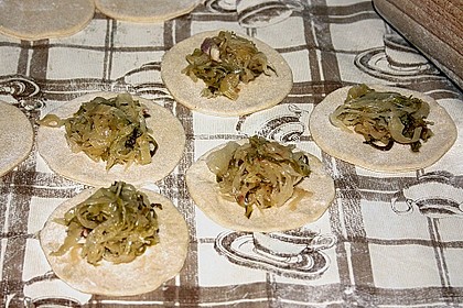 Russische Maultaschen mit Sauerkrautf&uuml;llung 1