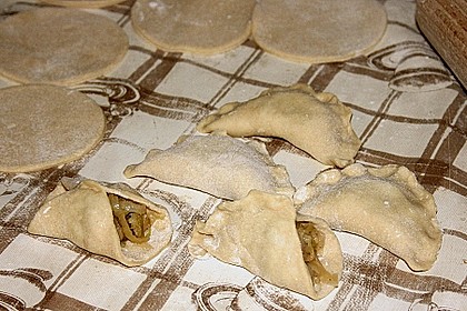 Russische Maultaschen mit Sauerkrautf&uuml;llung 3