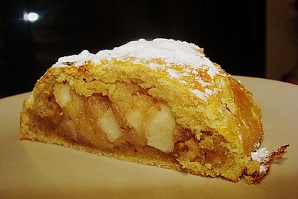 Südtiroler Apfelstrudel 6
