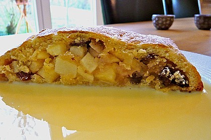 Südtiroler Apfelstrudel 8