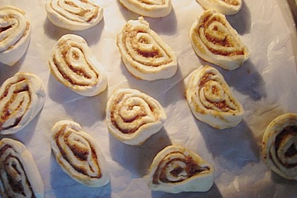Gef&uuml;llte Hefeschnecken 4