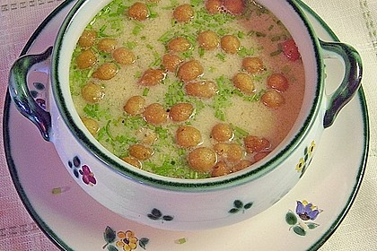 Knoblauchsuppe mit Parmesan 2