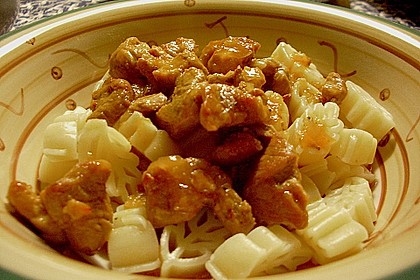 Ungarisches Gulasch / Pörkölt 50